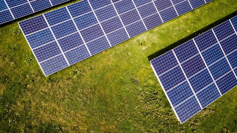 Jaka jest żywotność paneli słonecznych